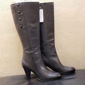 NEW Victor Alfaro Black Heel Boots